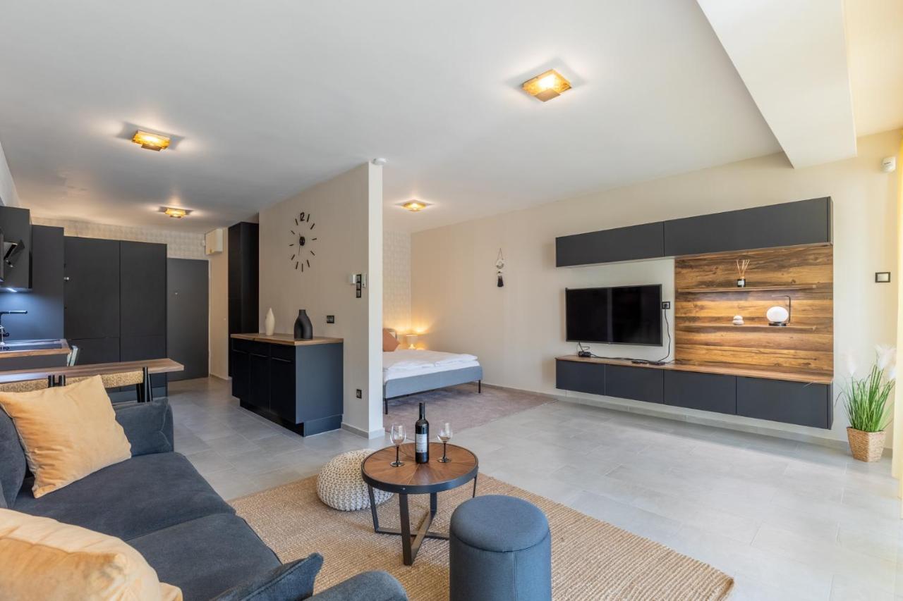 Marinelake Apartman Balatonfoeldvar By Bltn Екстериор снимка