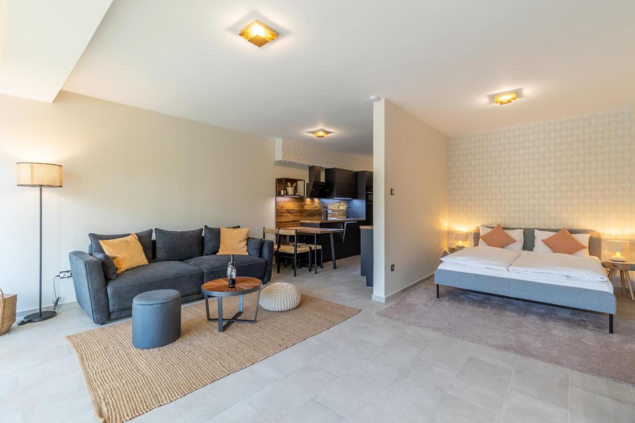 Marinelake Apartman Balatonfoeldvar By Bltn Екстериор снимка